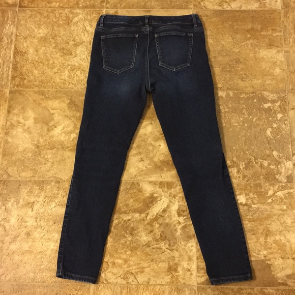 SOLD • {White House Black Market} Skinny Jeans • - Picture 5 of 6